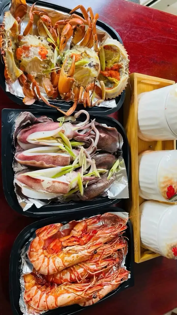 Set gia đình 4 người – set tiệc hải sản giao tận nhà Nha Trang